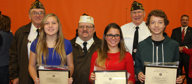 Veteran's Day Program - Students Receive Awards
