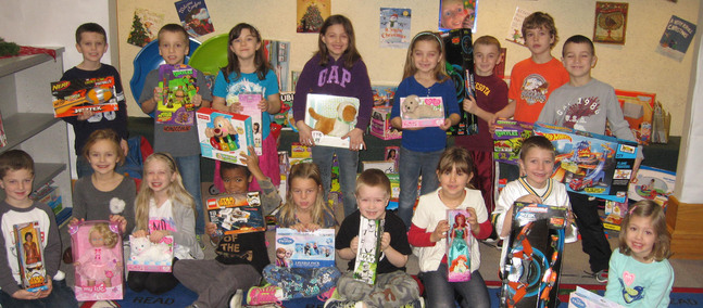First Graders Enjoy Spirit of Giving