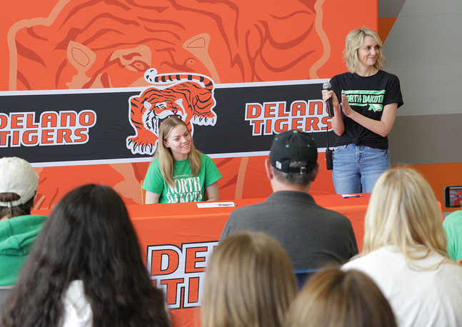 Pendleton to dance for UND